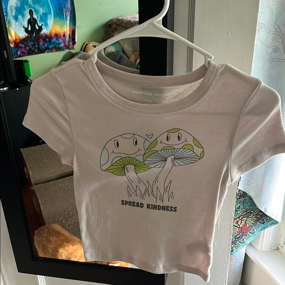 American Eagle Outfitters cream Short Sleeve Tee